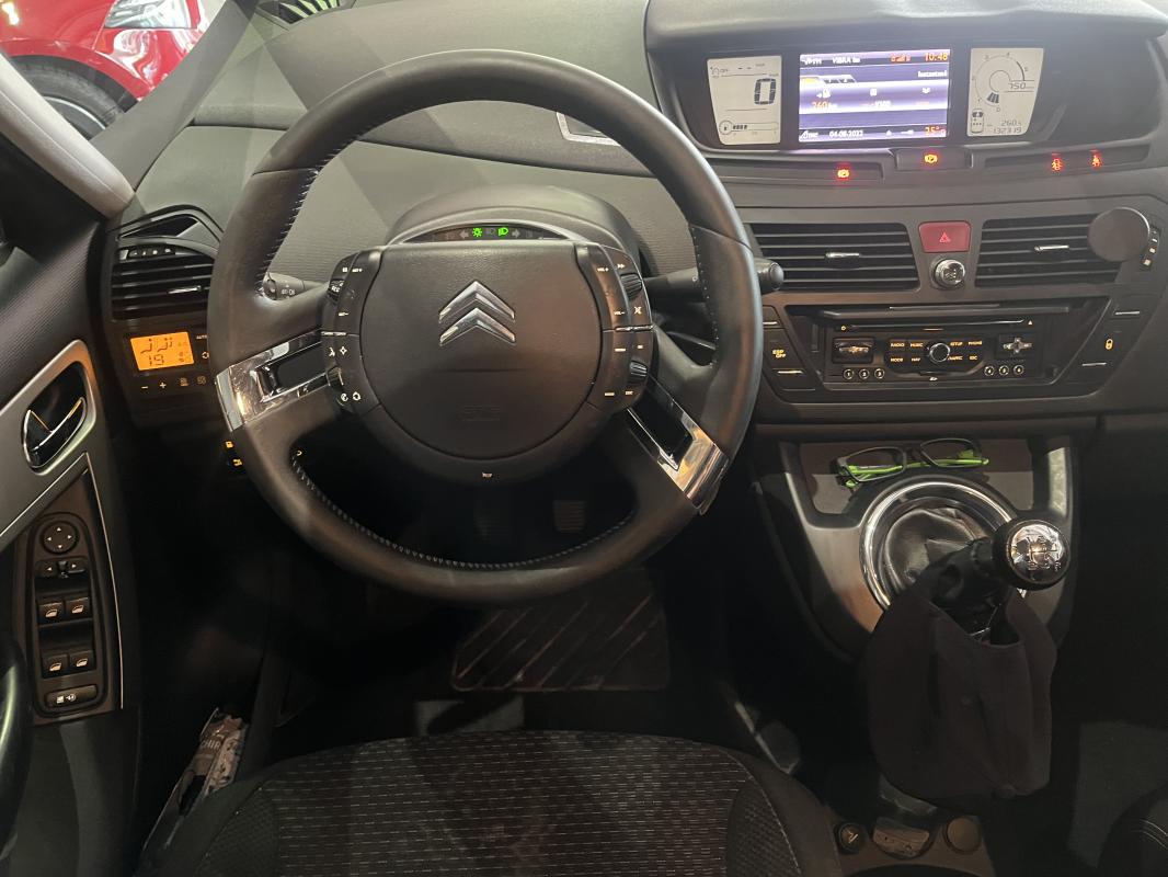 Citroën C4 Picasso - 1.6 HDI 110 CH FAP MILLENIUM