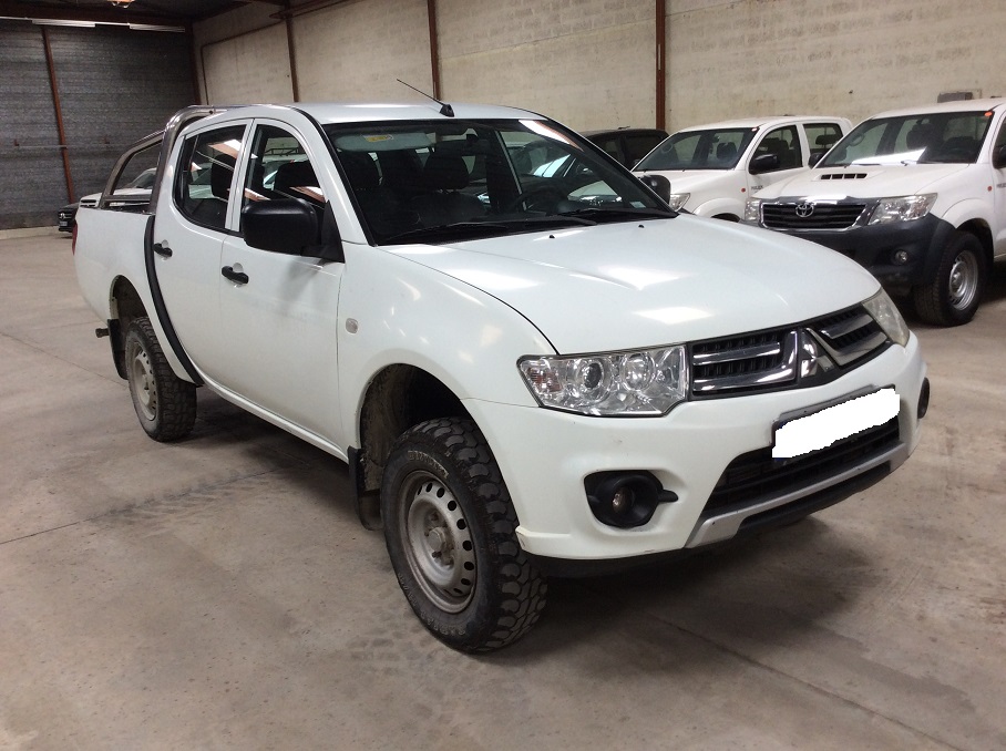 Mitsubishi L200 - 2.5 DOUBLE CABINE 136 4X4